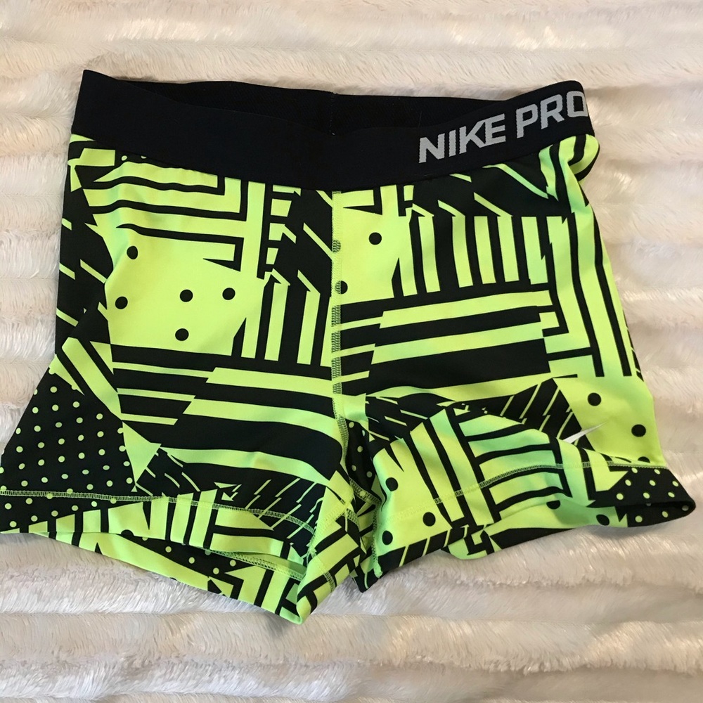 Nike spandex
